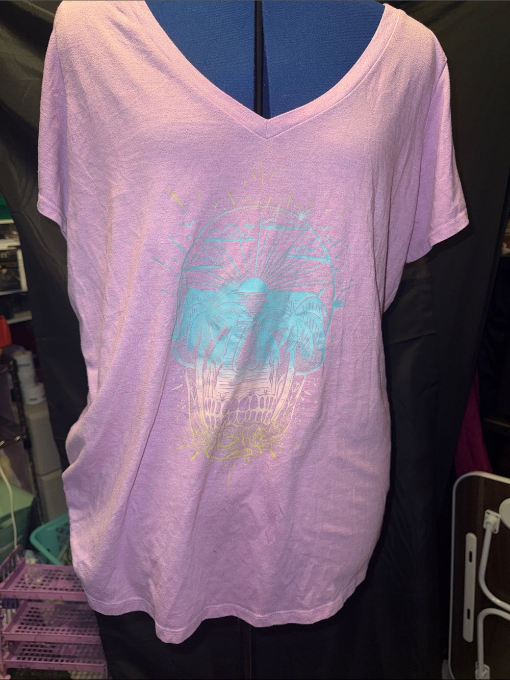 torrid Lavender V-Neck Graphic Tee with Turquoise & Yellow Skull
